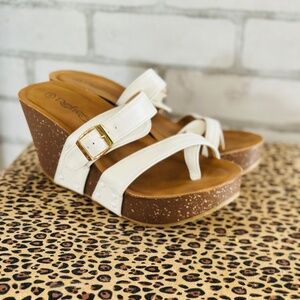 Women’s Size 9 Wedge